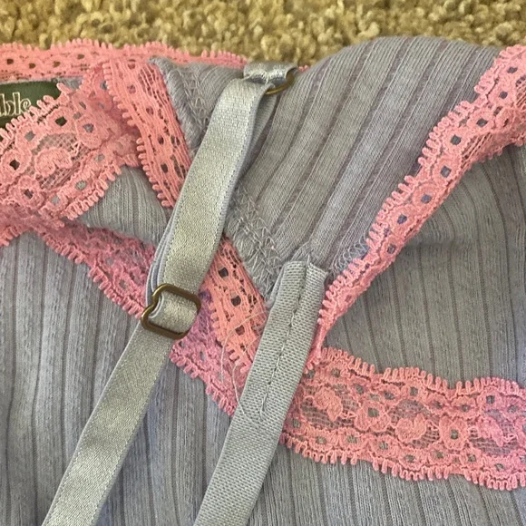 Wild Fable Lavender Top with Pink Lace - Picture 3 of 4
